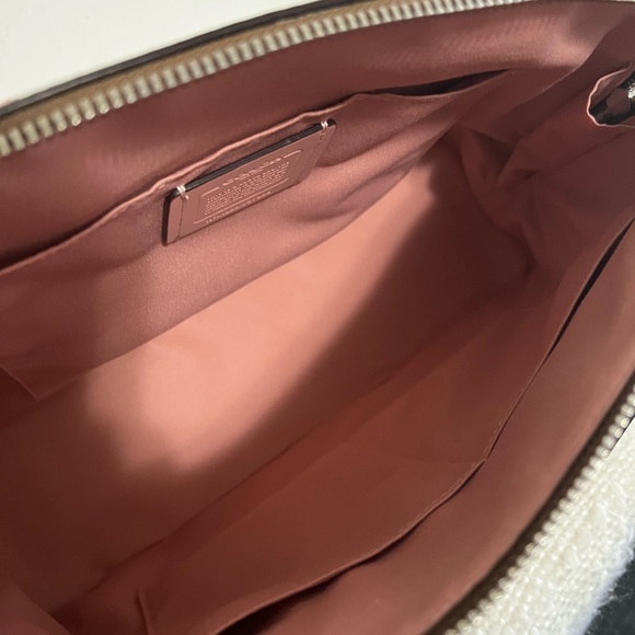 Authentic Coach Crossbody Bag/Handbag - Picture 7 of 8